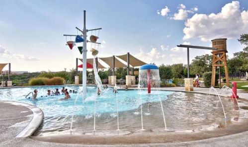 12524 Canyon Glen Dr, Austin TX  78732-2022 exterior