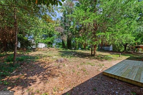 5864 Ronnie Dr, Rex GA 30273-1059 exterior