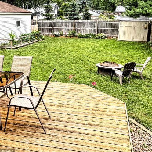 4816 Bald Eagle Ave, Saint Paul MN  55110-2954 exterior