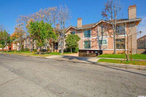 147 Acacia Ave, Glendale CA  91205-0031 exterior