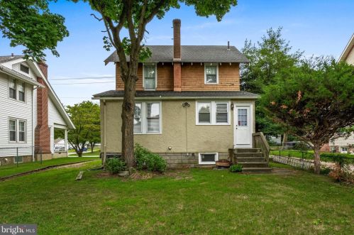 464 Holly Ave, Pitman NJ  08071-2302 exterior