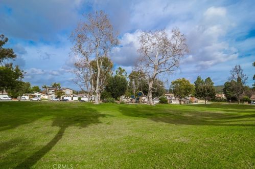18901 Antioch Dr, Irvine CA  92603-3305 exterior