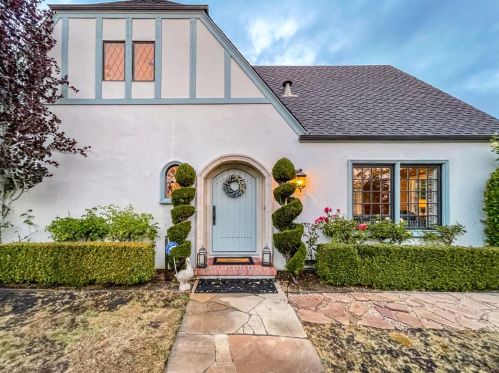 2370 Skyfarm Dr, Burlingame, CA 94010-6372