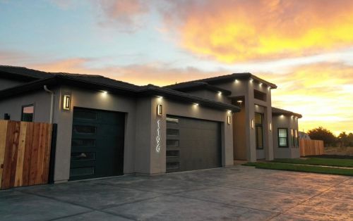 1196 Doak Blvd, Ripon, CA 95366-9465