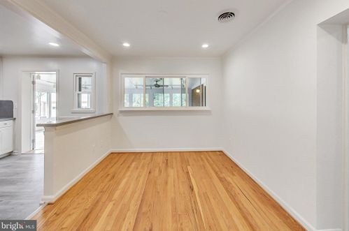 906 Snider Ln, Silver Spring MD  20905-4170 exterior