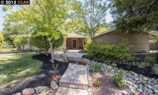 1850 Del Rio Dr, Lafayette, CA 94549-2039