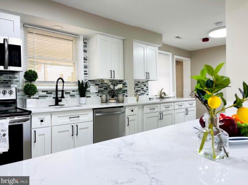 428 Northwest Dr, Silver Spring MD  20901-4417 exterior