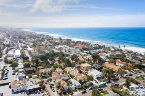 135 Phoebe St, Encinitas, CA 92024-1460