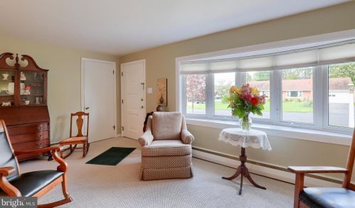 1631 Sunset Ave, Lancaster PA  17601-4355 exterior