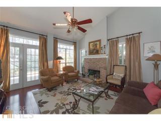 5654 Bridge Pointe Dr, Alpharetta, GA 30005-4474