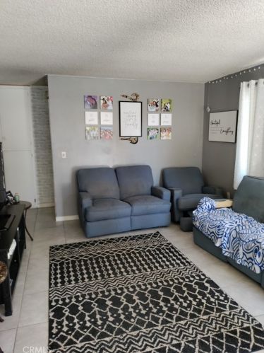 2588 Kendall Dr, San Bernardino, CA 92407-2413