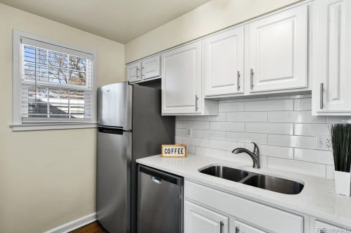 1267 Locust St, Denver CO 80207-2845 exterior