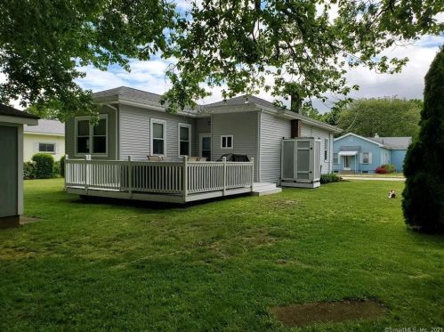 14 Miami Ave, Lyme, CT 06371-2440