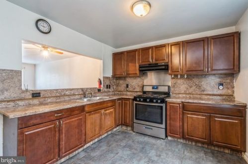 332 Clinton Ave, Trenton NJ  08638-5123 exterior