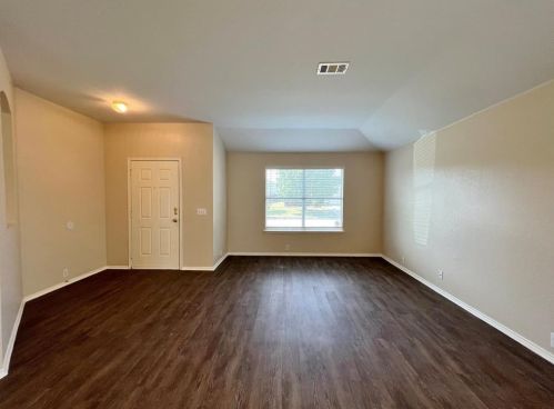 8512 Cactus Patch Way, Fort Worth TX  76131-5393 exterior