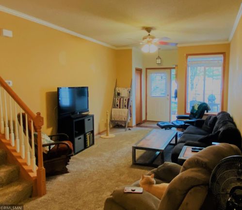 21197 Pinto Pl, Columbus, MN 55025