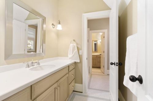 4734 Dudley Ln, Atlanta GA  30327-3330 exterior