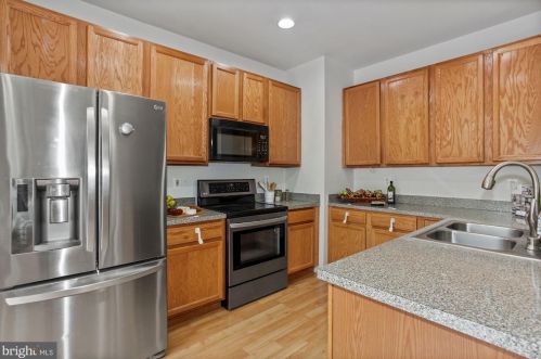 2909 Stockholm Way, Woodbridge, VA 22191-6200
