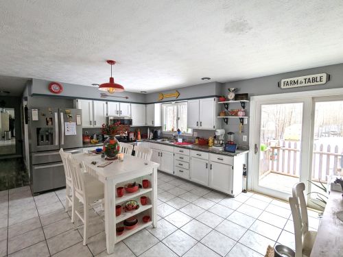 38 Old Lisbon Rd, Lewiston, ME 04240-1500