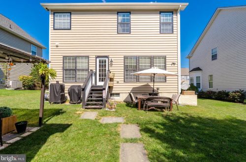 179 Colonial Dr, Charles Town WV  25414-4498 exterior