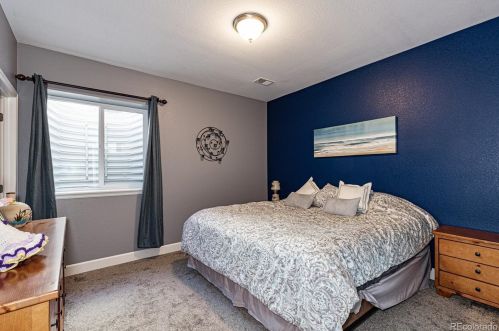 6571 Addison Way, Aurora CO 80016-4162 exterior