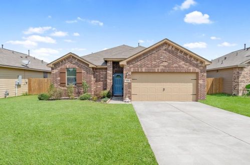 3987 Waukegan Rd, Conroe TX  77306-5869 exterior