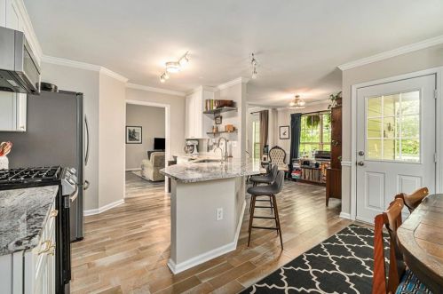 425 Streamview Ln, Stockbridge GA  30281-6030 exterior