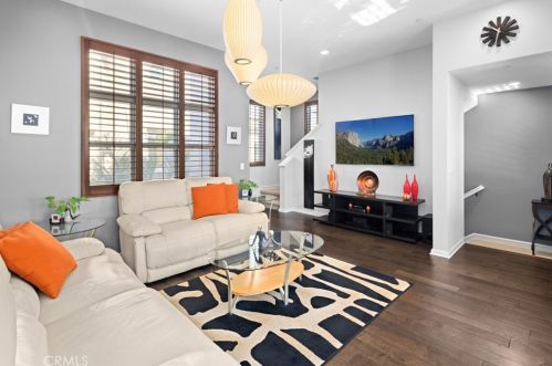 119 Painted Trellis, Irvine, CA 92620-1185