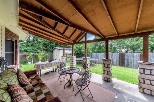 7625 Lawnsberry Dr, Fort Worth TX  76137-4379 exterior