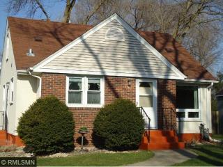 2197 Dellwood Ave, Saint Paul MN  55113-4308 exterior