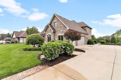 11867 Elise Blvd, Frankfort, IL 60423-7989