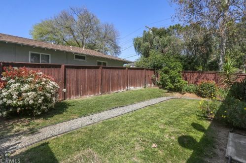 1995 Rincon Ave, Riverside CA  92506-1629 exterior
