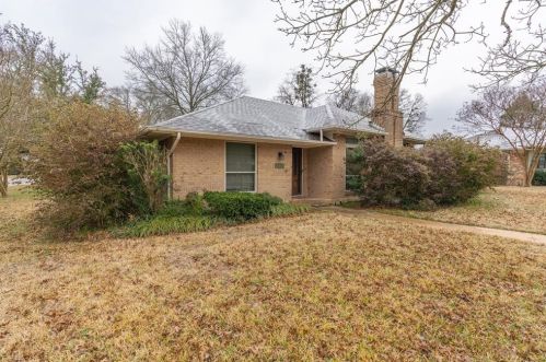 403 Muskrat Pl, Greenville, TX 75402-4321