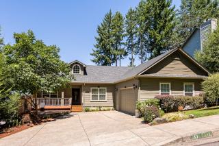 7240 Holly St, Springfield OR  97478-8010 exterior