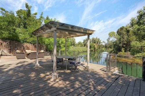 109 Mokelumne River Dr, Lodi, CA 95240-7613