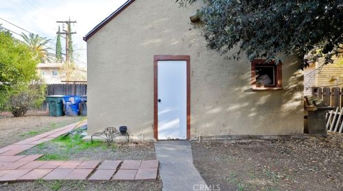 4154 Pine St, Riverside CA  92501-3450 exterior