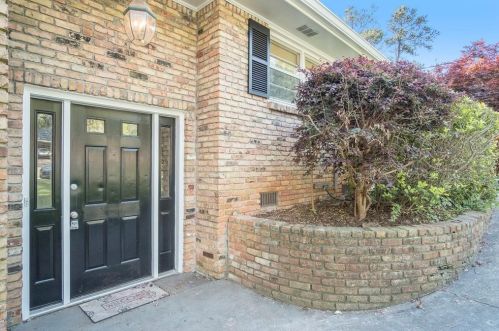1403 Mackenzie Ct, Tucker, GA 30084-8212