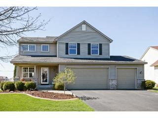 8601 Allegheny Grove Blvd, Victoria, MN 55386-8207