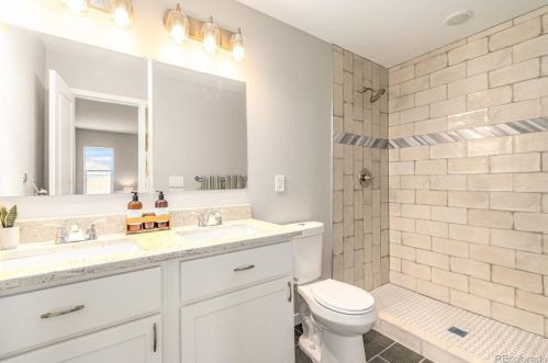 971 Kittredge Ct, Denver CO 80011 exterior