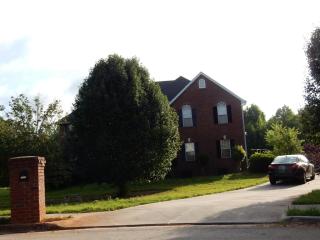 1250 Raleigh Dr, Mcdonough, GA 30252-7407