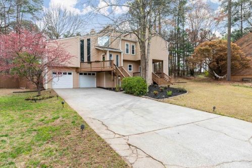 2198 Spear Point Dr, Marietta, GA 30062-2579
