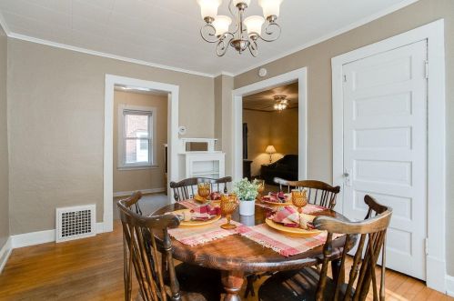 962 Cook Ave, Saint Paul MN  55106-3235 exterior