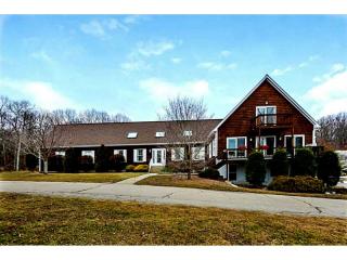 5 Cavalry Dr, Smithfield, RI 02917-2553