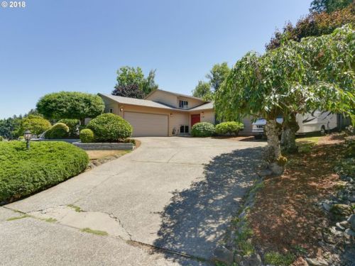 3580 El Camino Dr, Damascus, OR 97080