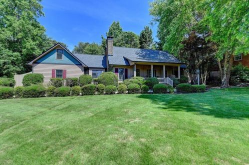 4642 Seminole Dr, Gainesville, GA 30506-2671