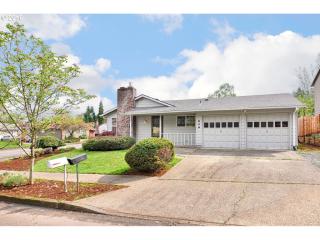 570 Scott Ave, Damascus, OR 97030