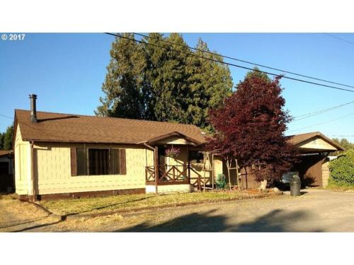 48189 Lauren Dr, Oakridge OR  exterior