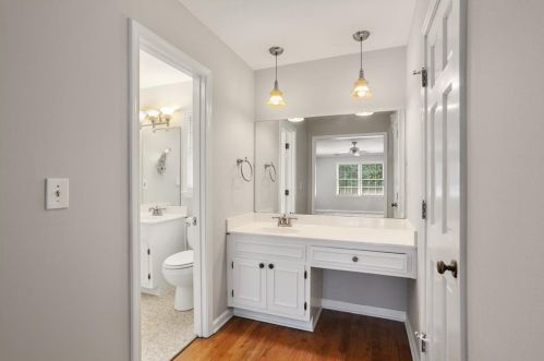 5038 Heatherdale Ln, Atlanta GA  30360-1669 exterior