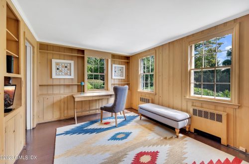 3 Avon Ln, Greenwich CT  06830-3926 exterior