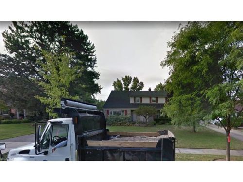 21618 Halburton Rd, Cleveland OH  44122-3925 exterior